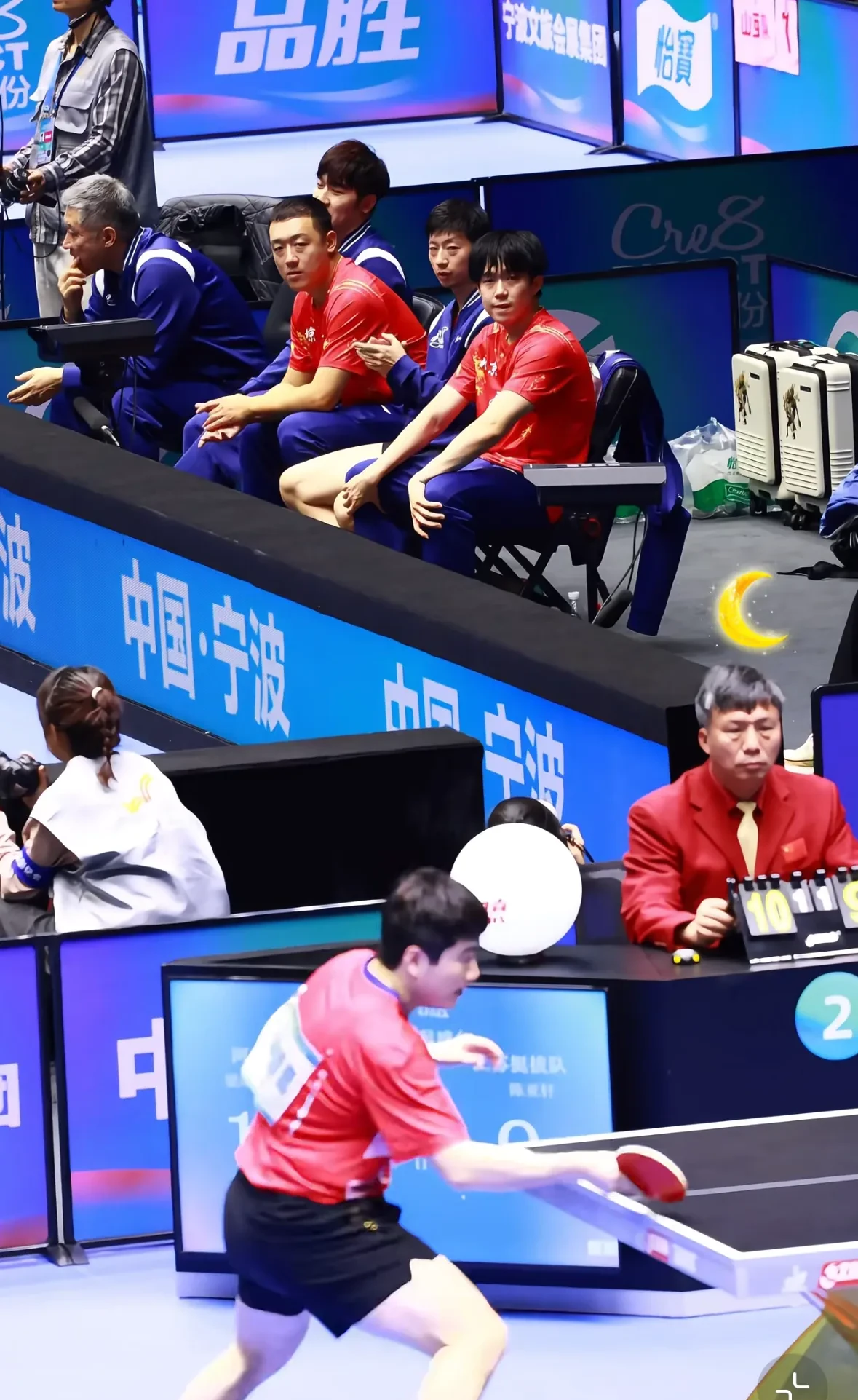 马德里竞技发布备战花絮，清晨内部沟通，NBA常规赛任务艰巨，资深球员宣示担当的简单介绍爱游戏官方入口