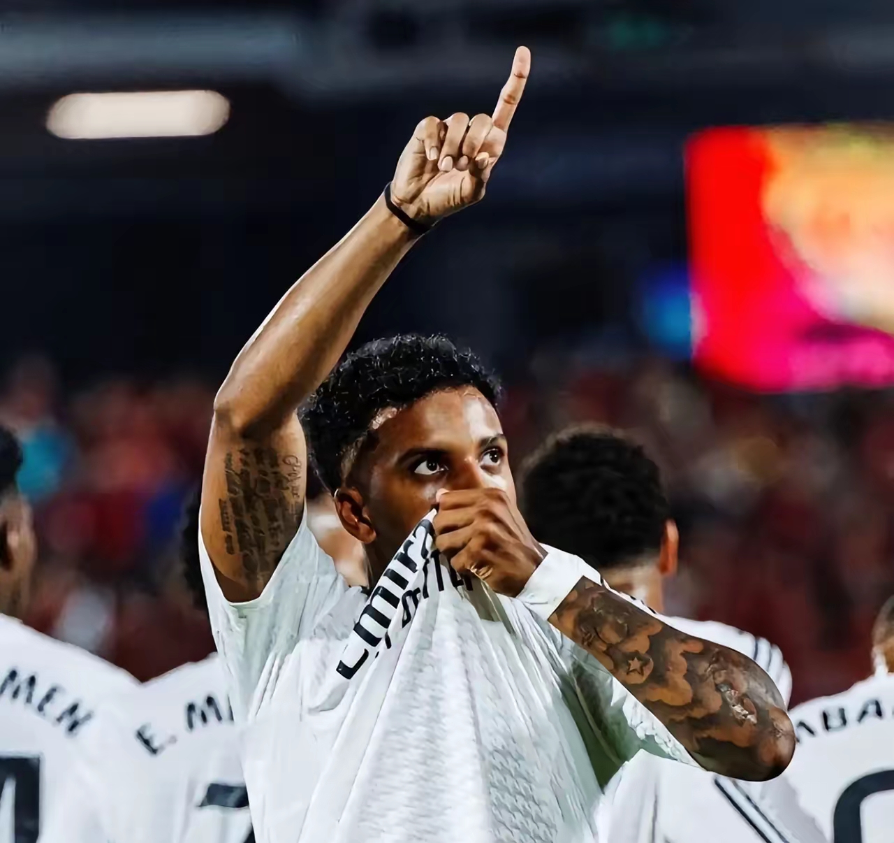 关于里程碑夜巴塞罗那伤情更新，德甲赛后刷纪录，更衣室稳定，球队文化再被提及的信息爱游戏官方入口