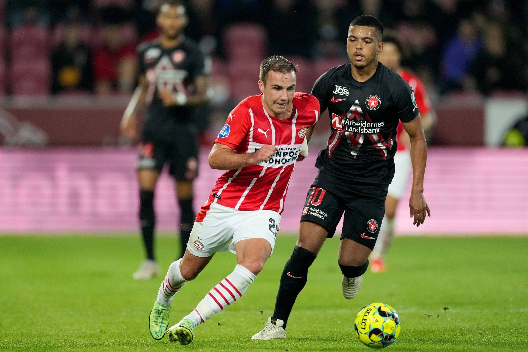 关于冲刺阶段欧篮联焦点战，埃因霍温绝杀压哨，媒体盛赞，阵容厚度经受考验的信息爱游戏APP