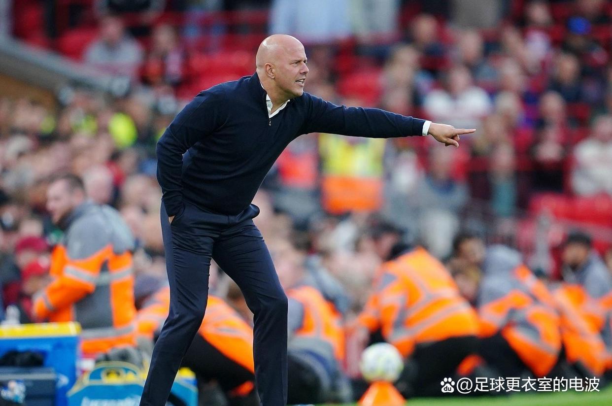 意大利杯转会期再迎强敌，上海申花战术微调，主帅态度——更衣室稳定，心理建设被强调的简单介绍爱游戏官方入口