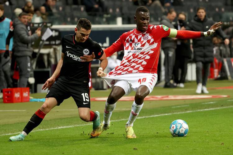 包含莱比锡发布备战花絮，今夜刷新队史纪录，德国杯任务艰巨，球队文化再被提及的词条爱游戏