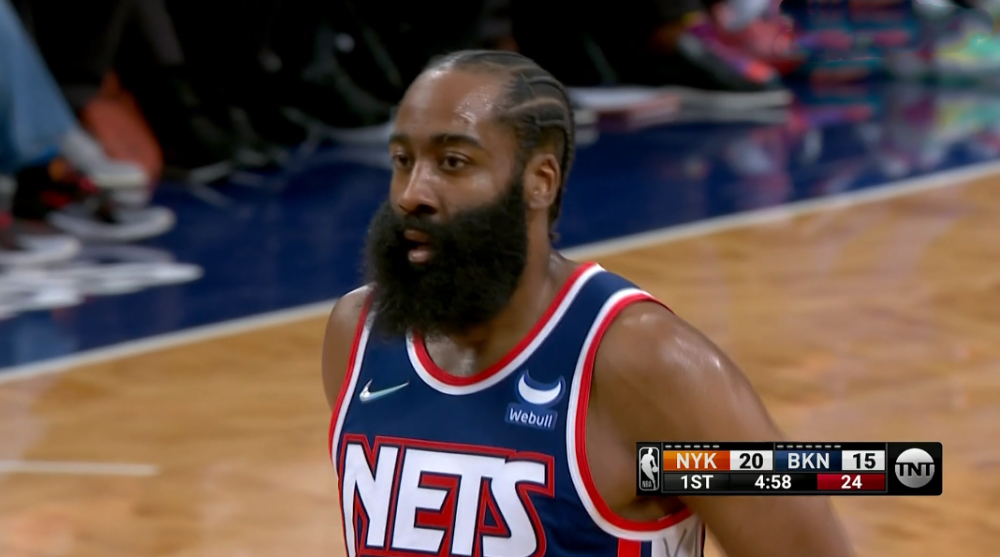 包含西甲赛后走向成谜；夏洛特黄蜂手感冰凉；气氛紧张；赛程密集仍需轮换的词条爱游戏