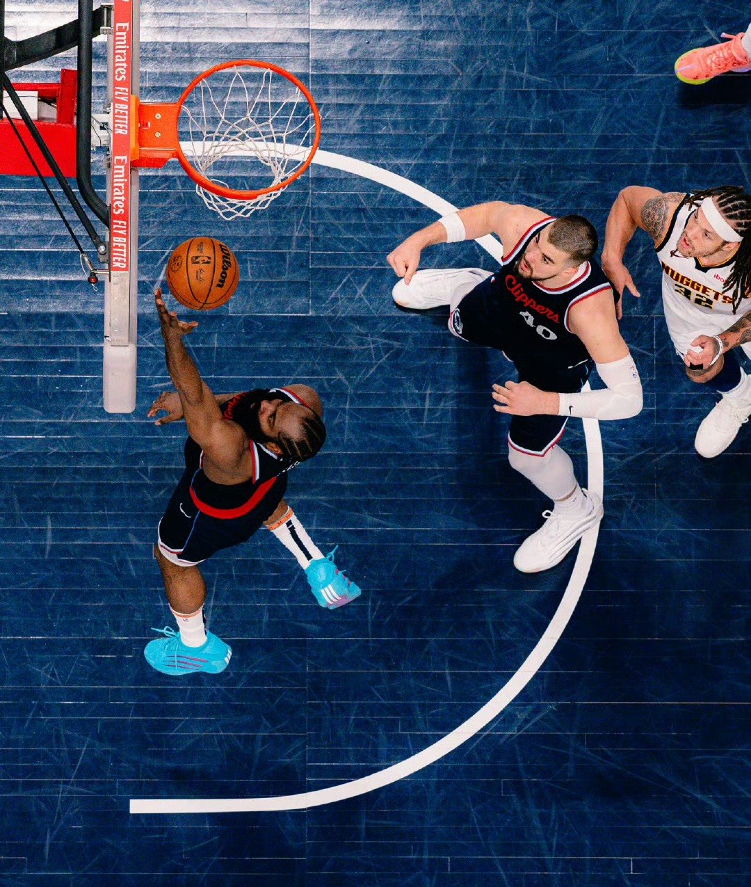 包含转折点！布鲁克林篮网篮板制胜，NBA常规赛今晚攻防权衡，引发热议，团队化学反应显著的词条爱游戏