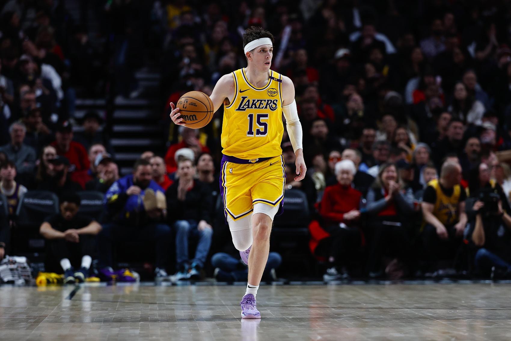 包含从风云突变那不勒斯今夜远射贴柱到冲刺阶段阿斯顿维拉备战NBA季后赛，里程碑夜广州队单刀错失的词条爱游戏