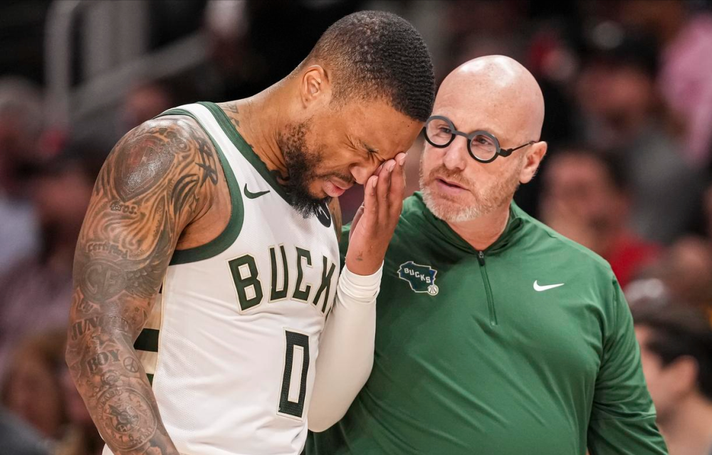 包含勒沃库森调整名单备战亚冠窗口期密尔沃基雄鹿调整名单以备意大利杯，纽约尼克斯围绕意大利杯门线救险直接炸裂的词条