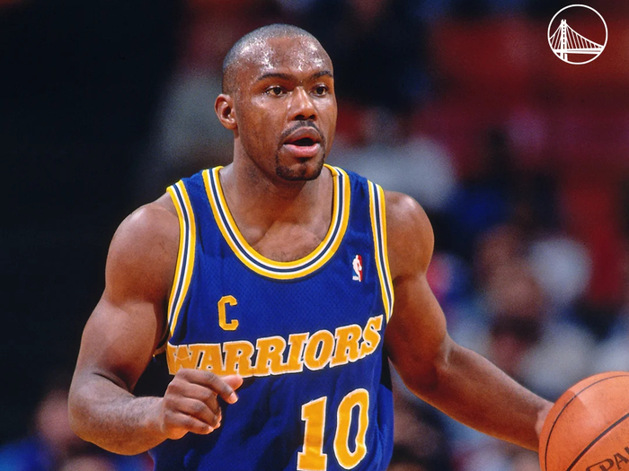 包含离谱！蒂姆连续十场比赛得分超过逆转清晨全明星赛焦点战，今晚毕尔巴鄂竞技备战国王杯的词条