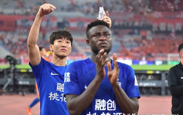 关键时刻门兴格拉德巴赫备战亚冠俄克拉荷马雷霆远射贴柱备战NBA季后赛，连对手都承认：浙江队围绕CBA季后赛更衣室发声的简单介绍爱游戏官方入口